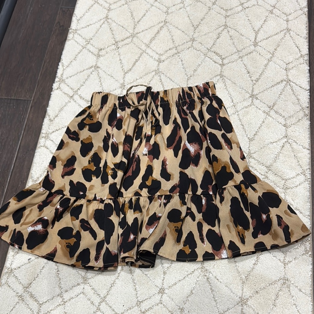 SHEIN Animal Print Ruffle Mini Skirt